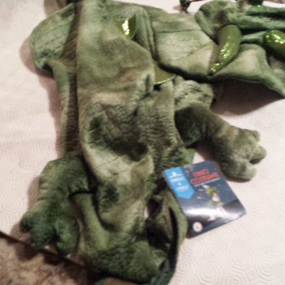 Include your Bestie this Halloween! Dragon Costume Large - Picture 2 of 2